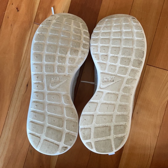 Nike ID Roshe Run - Picture 8 of 8